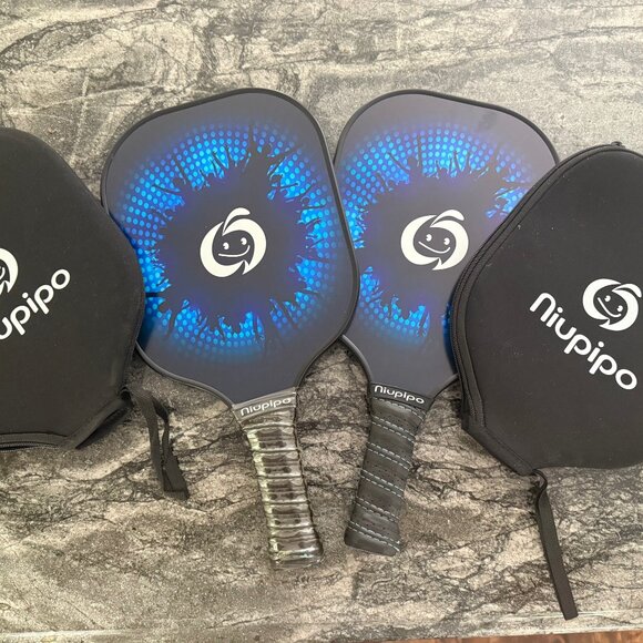 NIUPIPO Pickleball Paddles with covers Set of 2 NEW! Men Women USAPA A - Picture 1 of 6